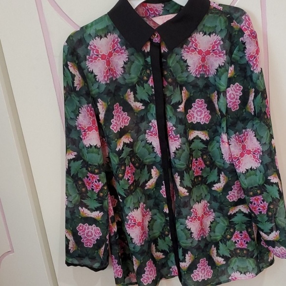 Ted Baker Floral Top size 1 - Picture 2 of 6